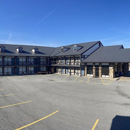 Days Inn By Wyndham Branson Ozarks Exterior photo