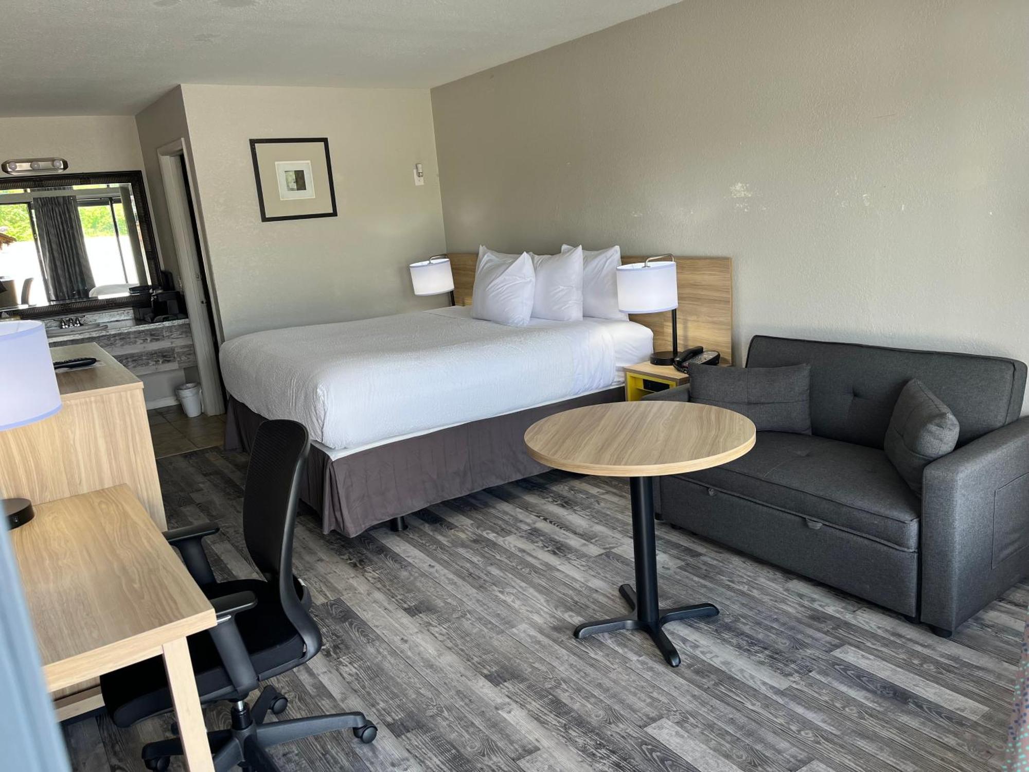 Days Inn By Wyndham Branson Ozarks Exterior photo